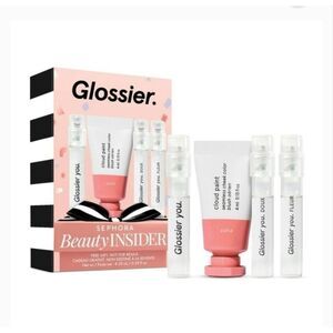 GLOSSIER -Sephora Beauty Insider Gift Set (Mini Cloud Blush in Puff/3 Mini Frag.